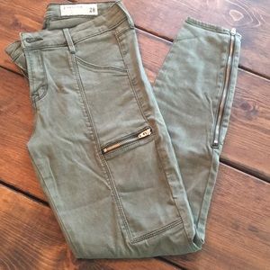 Stitch Fix, Pistola Pants